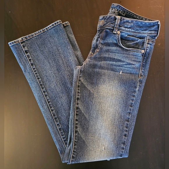 American Eagle bootcut jeans w/small manufacturers distressed marks, 8 - Picture 3 of 10